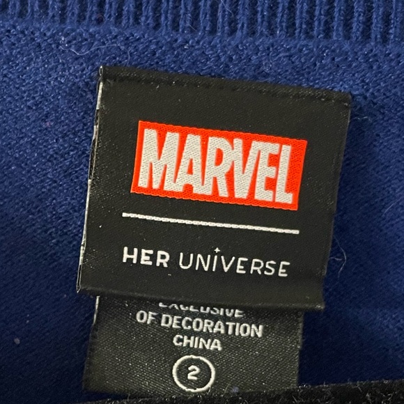 Her Universe Marvel Captain Carter Sweater - Picture 13 of 16